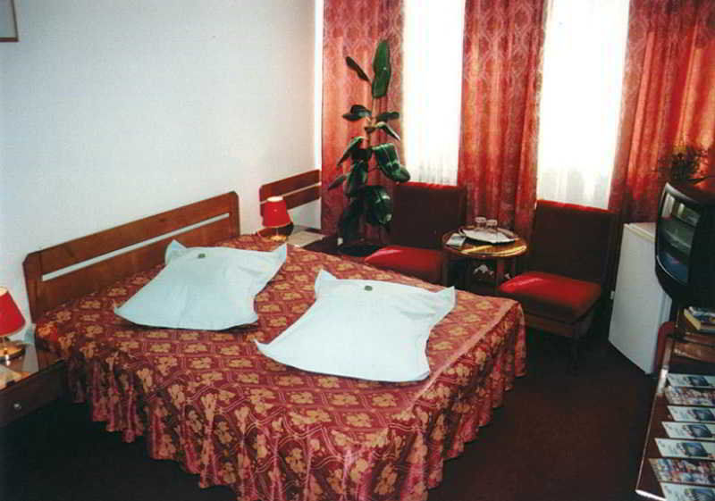 Hotel Coroana Braşov Exterior foto